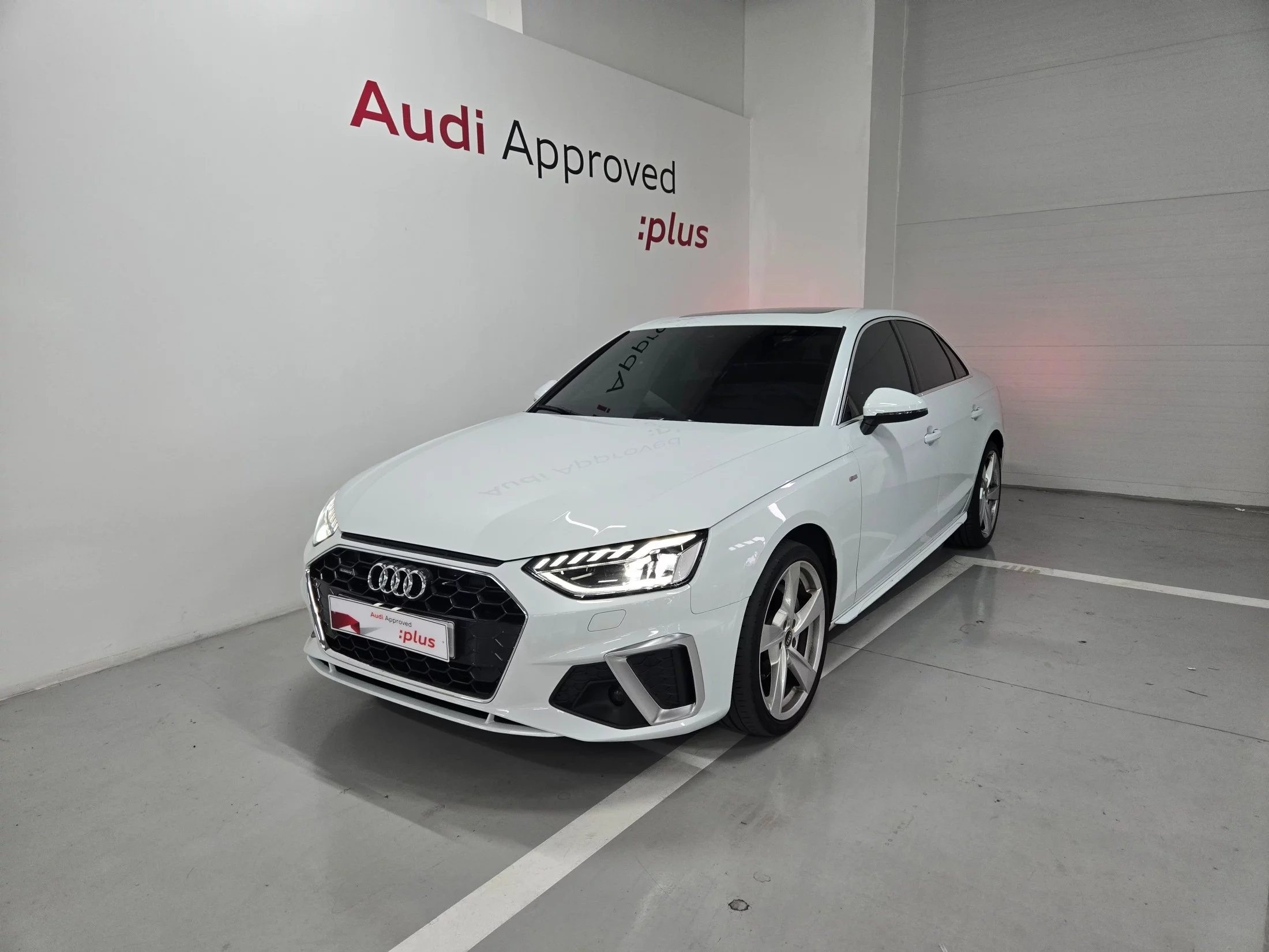 Audi A4 V (B9) Рестайлинг