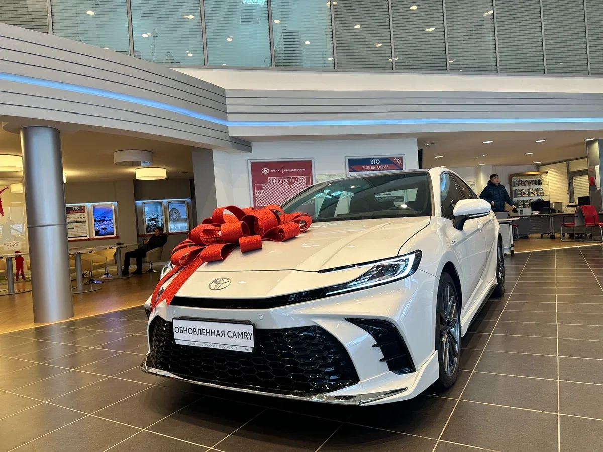Toyota Camry IX (XV80) China Market