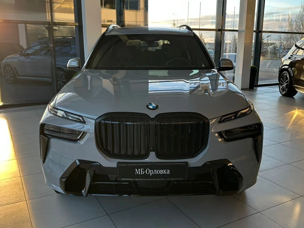 BMW X7 I (G07) Рестайлинг