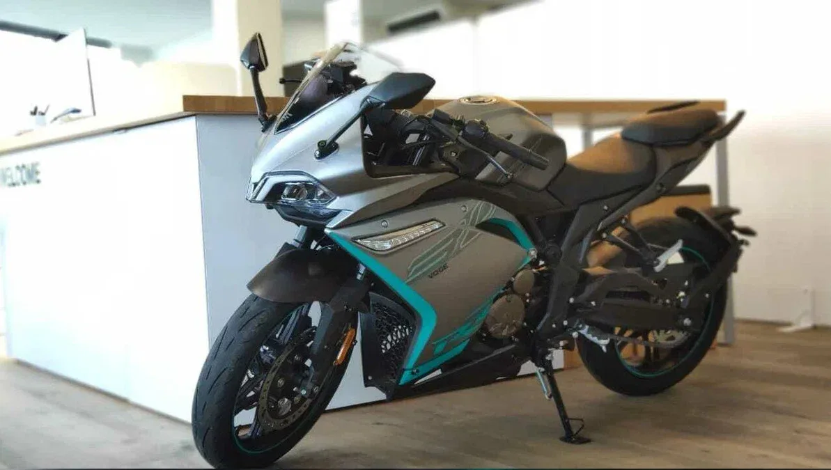 Voge RR300