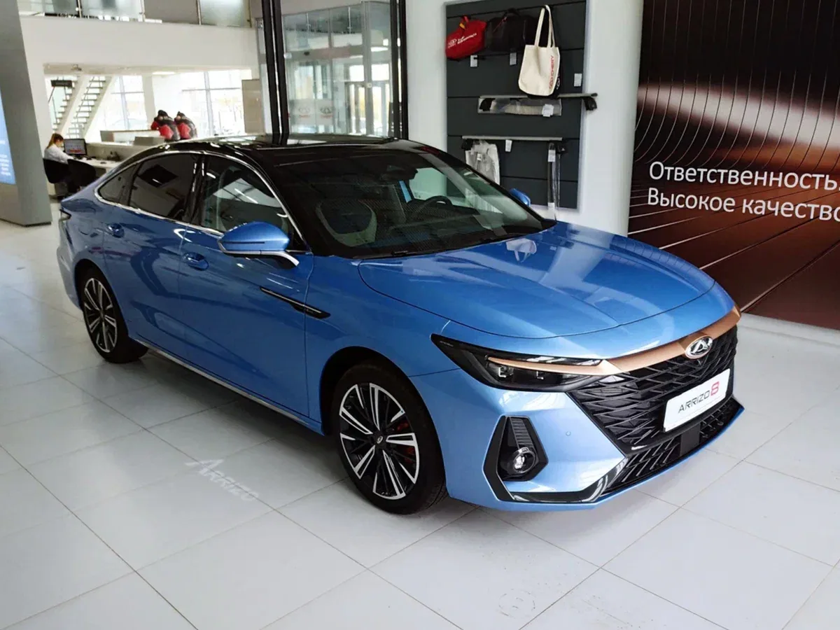 Chery Arrizo 8