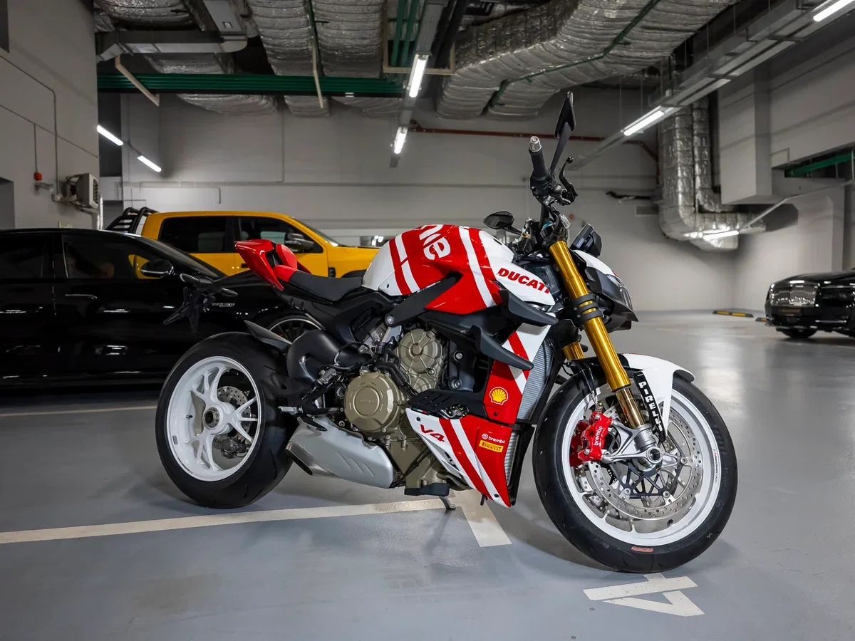 Ducati Streetfighter V4