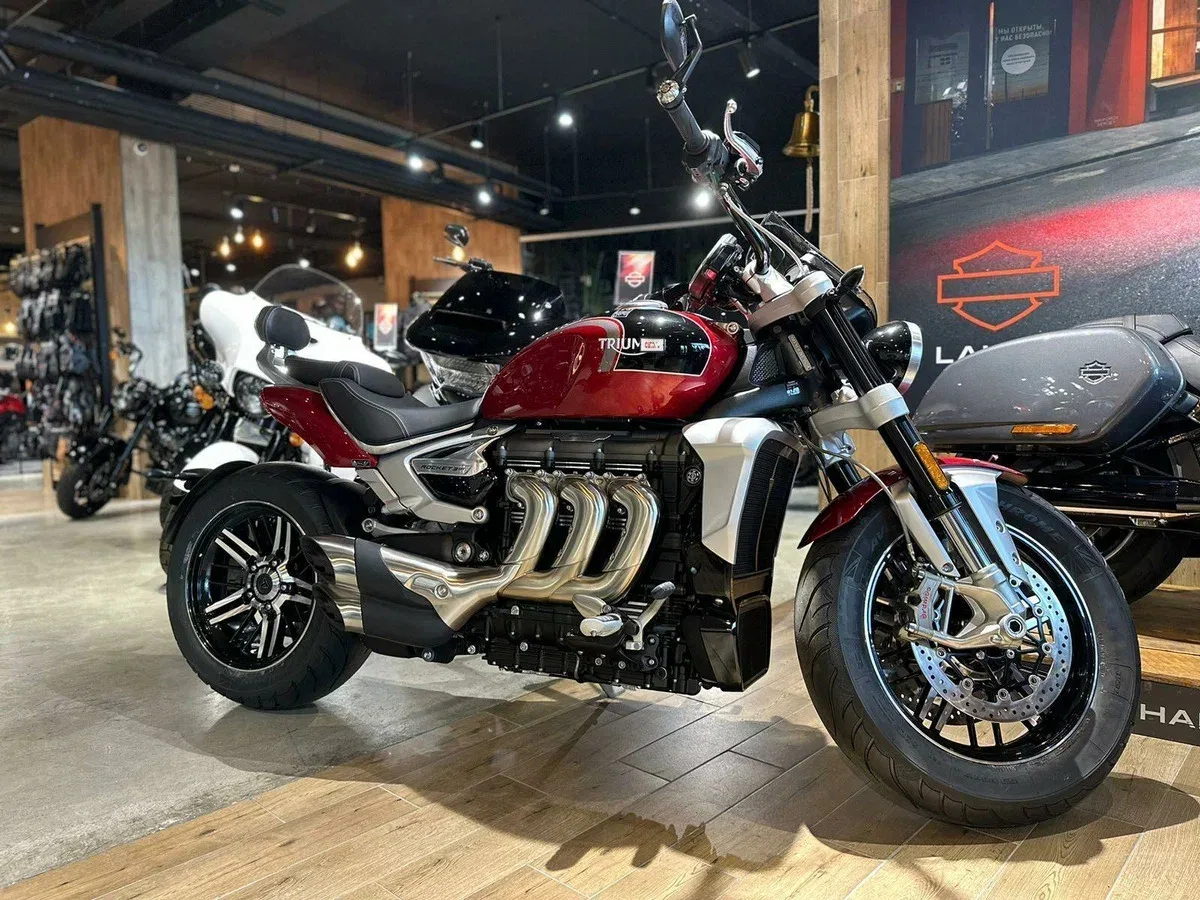 Triumph Rocket 3