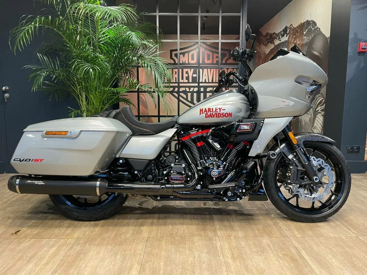Harley-Davidson CVO Road Glide ST