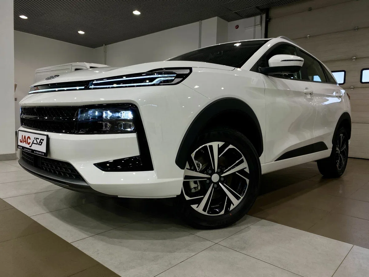 JAC JS6