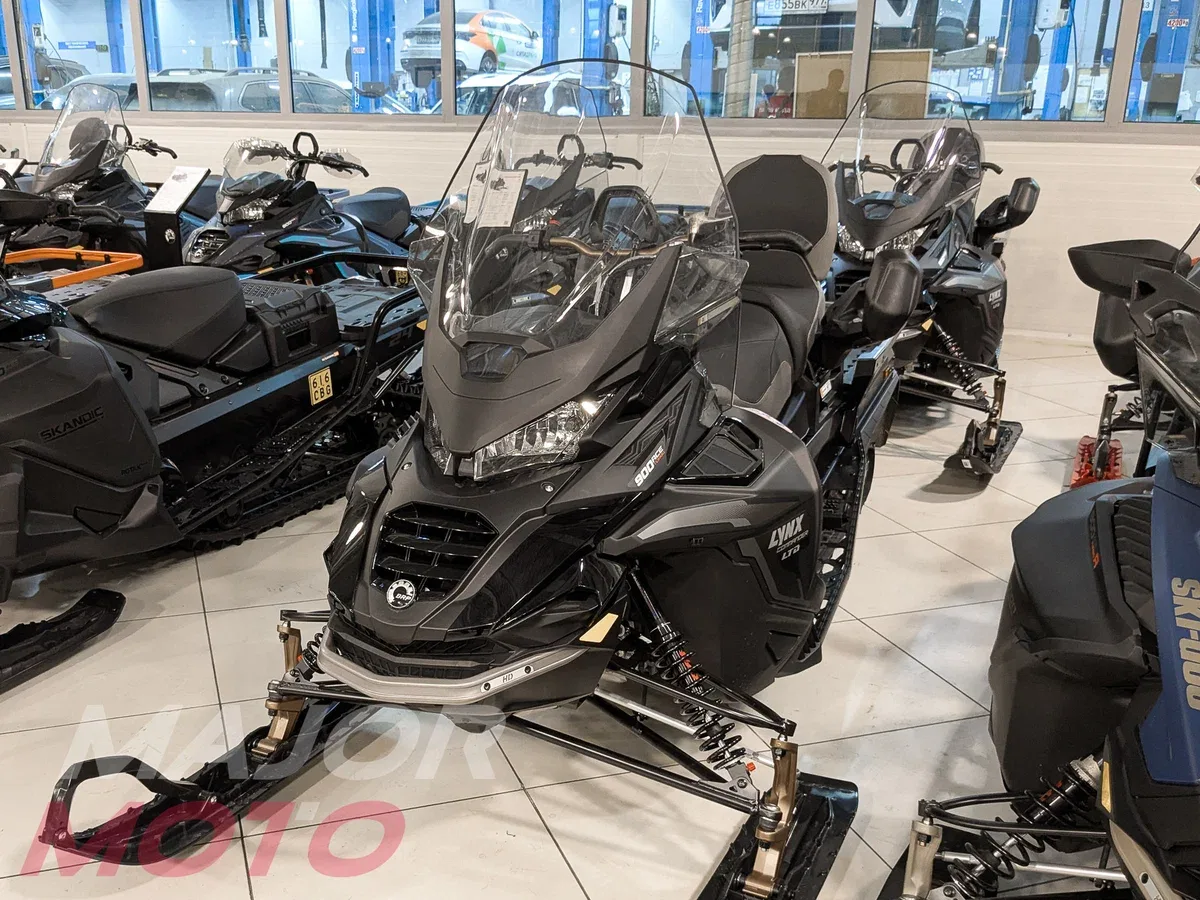 BRP Lynx Commander 900