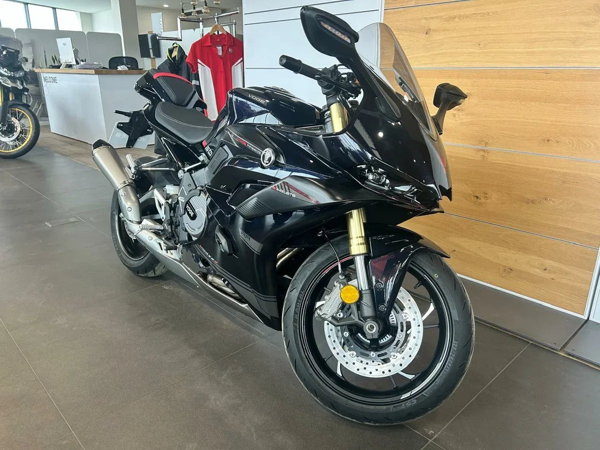Voge RR660S