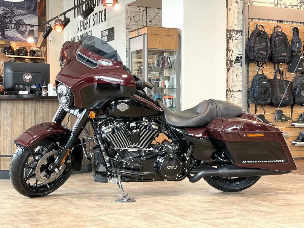 Harley-Davidson Street Glide Special
