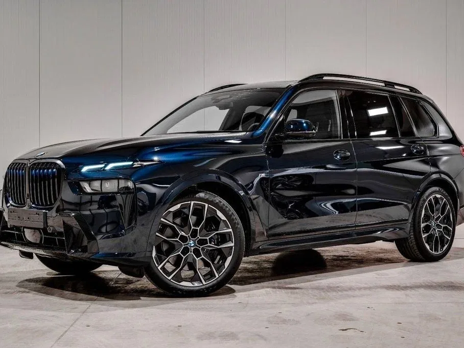 BMW X7 I (G07) Рестайлинг