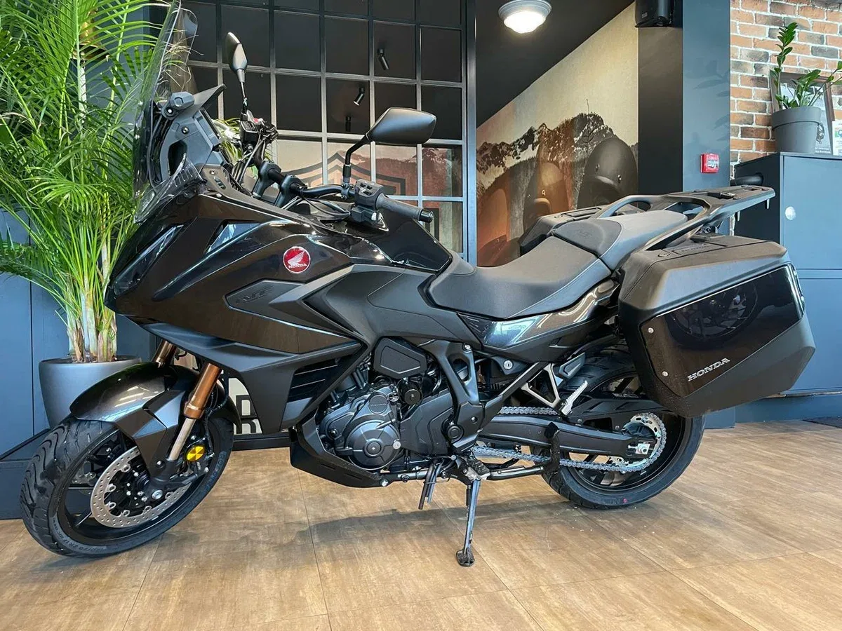 Honda NT1100