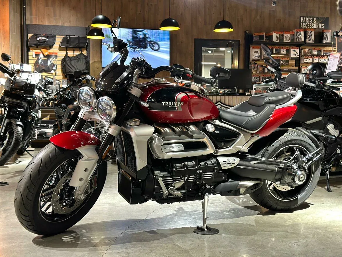 Triumph Rocket 3