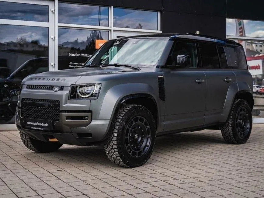 Land Rover Defender II