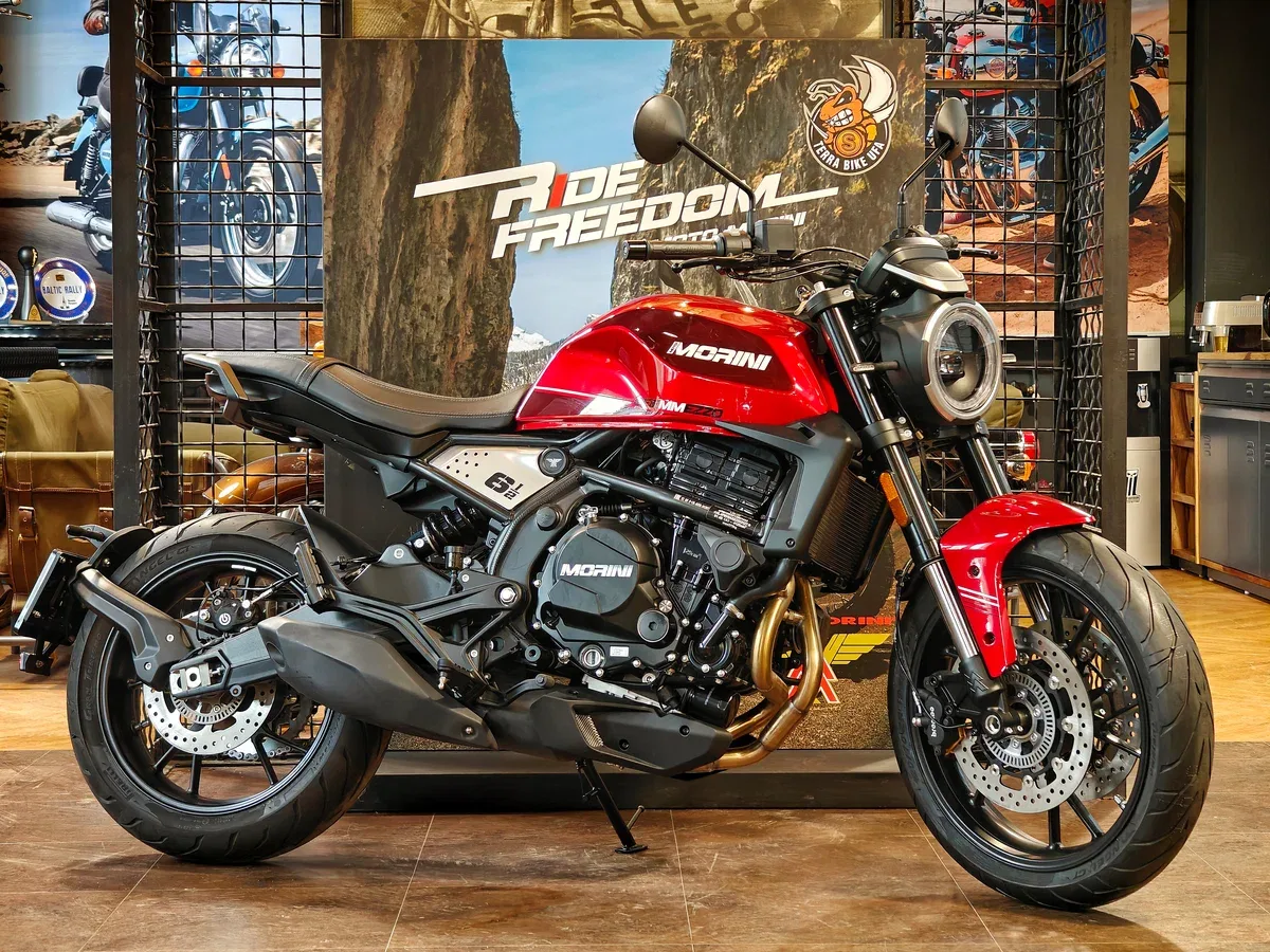 Moto Morini Seiemmezzo STR