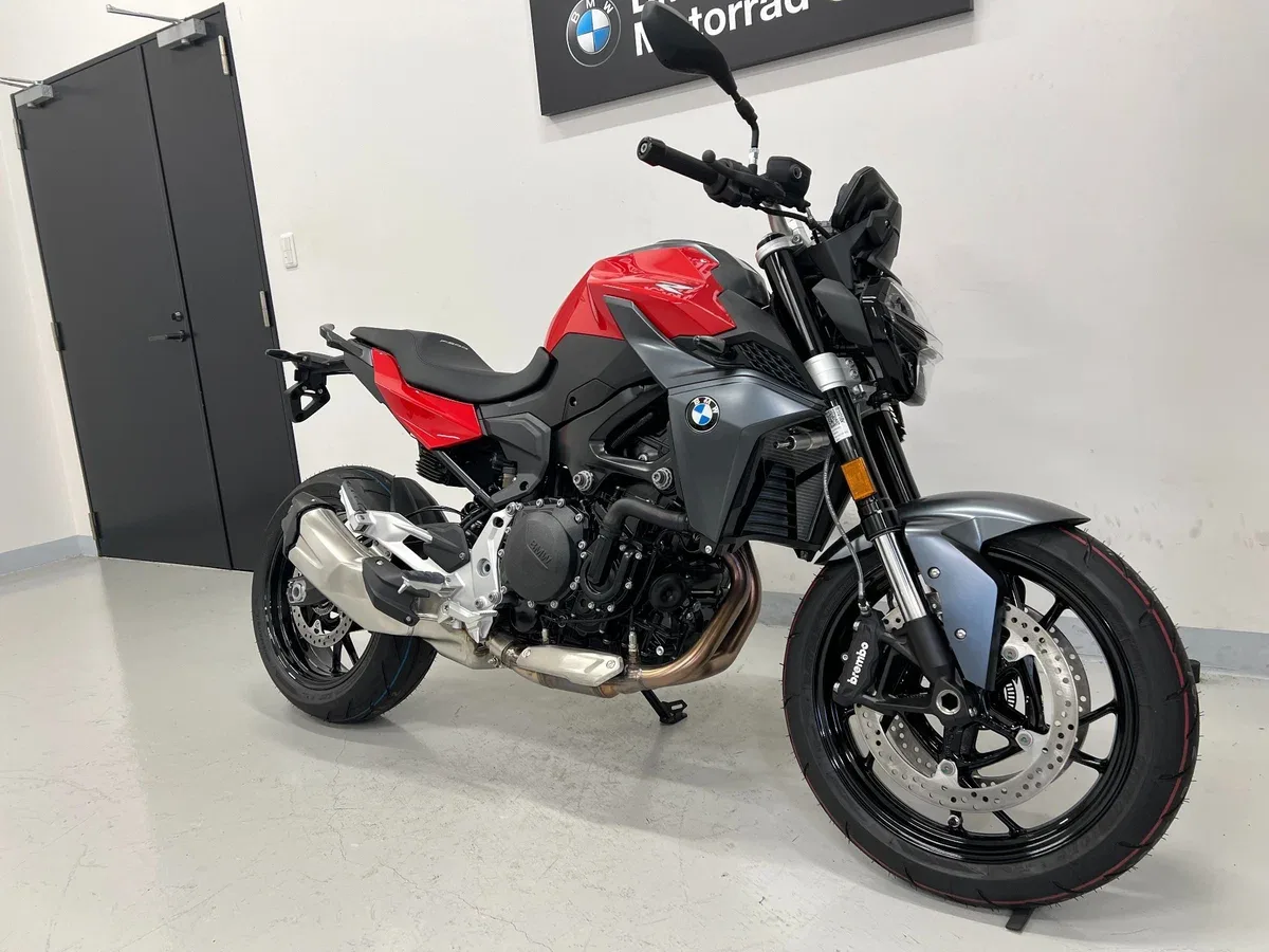 BMW F 900 R