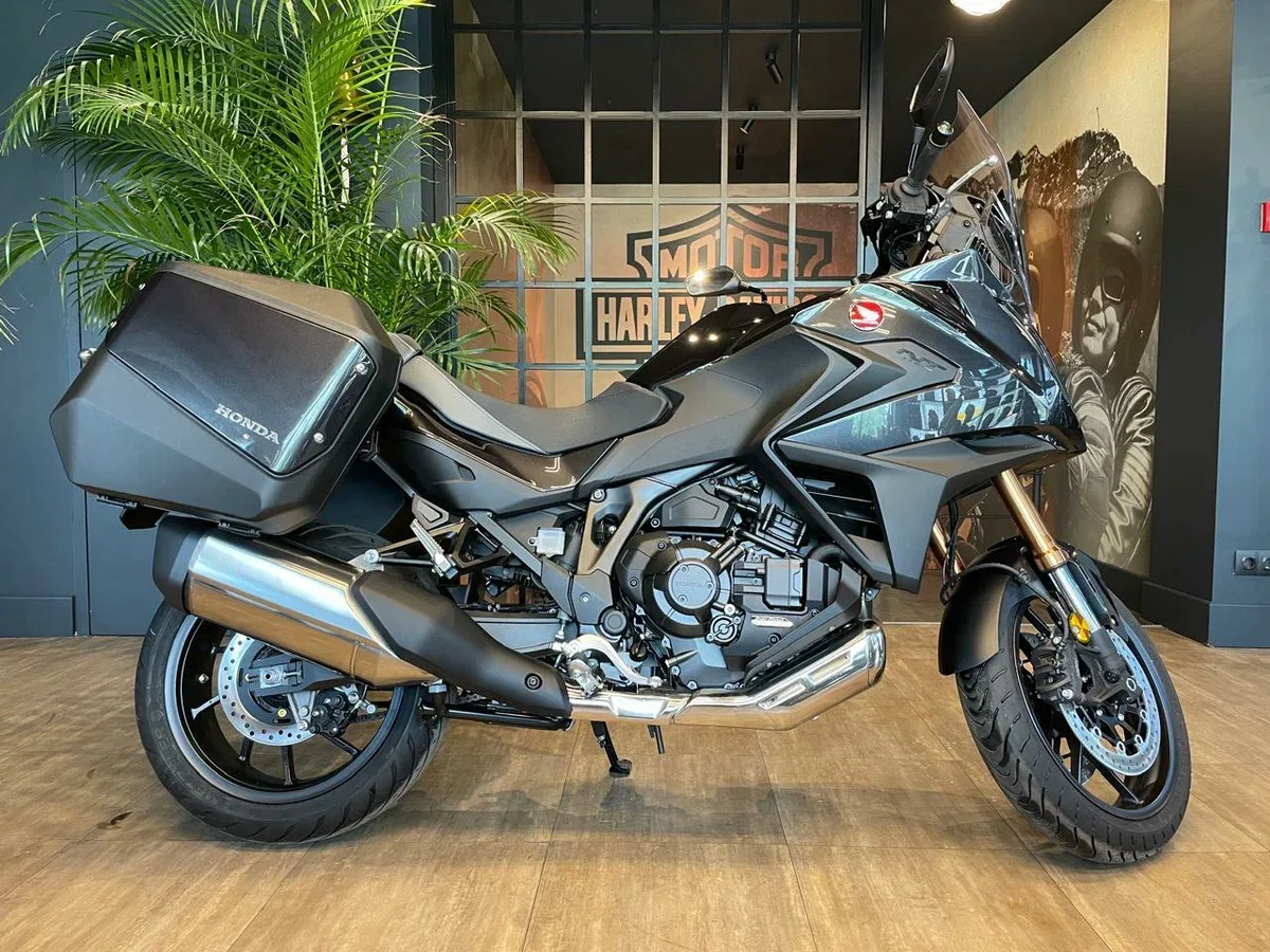 Honda NT1100