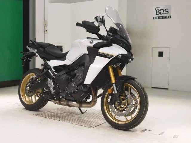 Yamaha MT-09 Tracer
