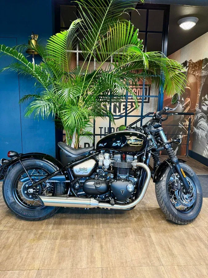Triumph Bonneville Bobber