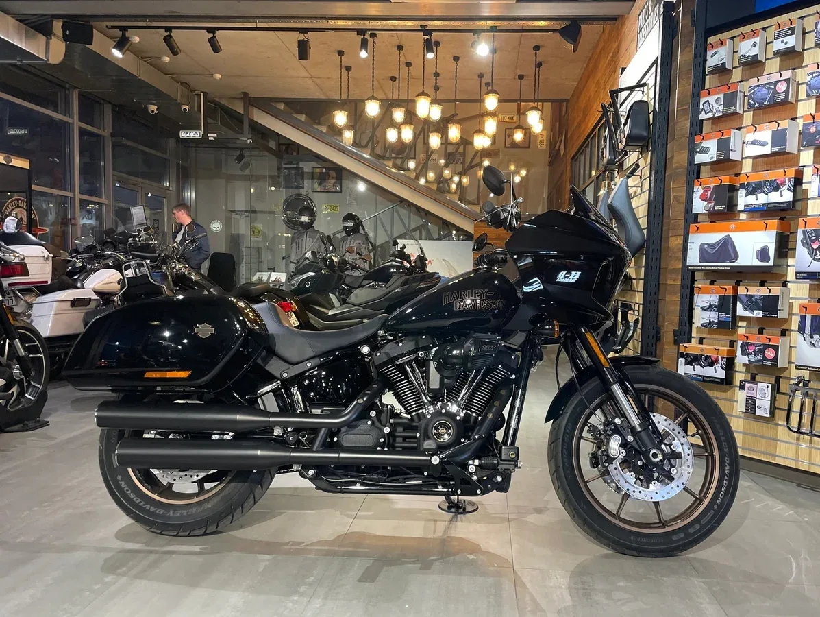 Harley-Davidson Low Rider ST
