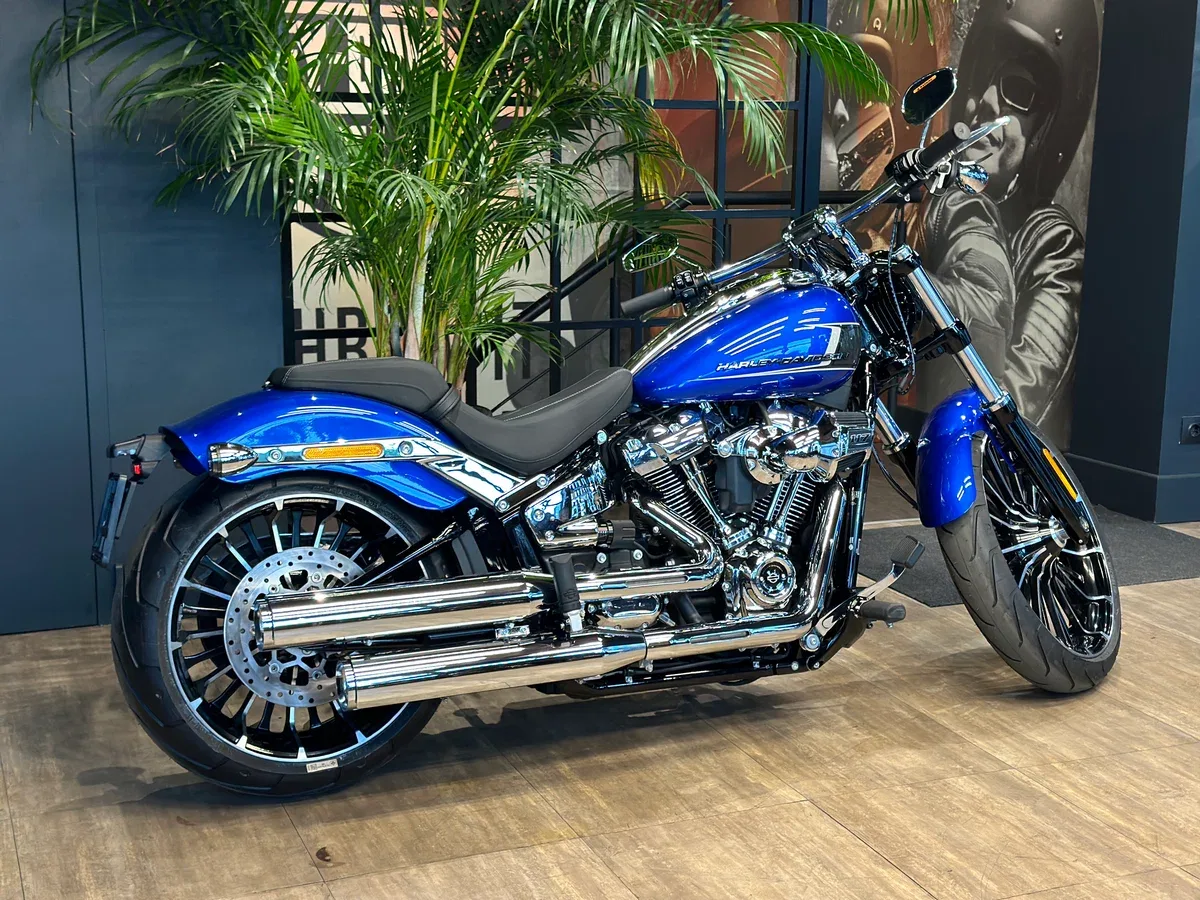 Harley-Davidson Breakout