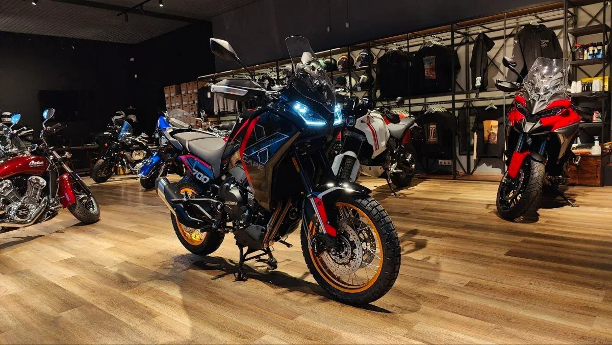 Moto Morini X-Cape 650