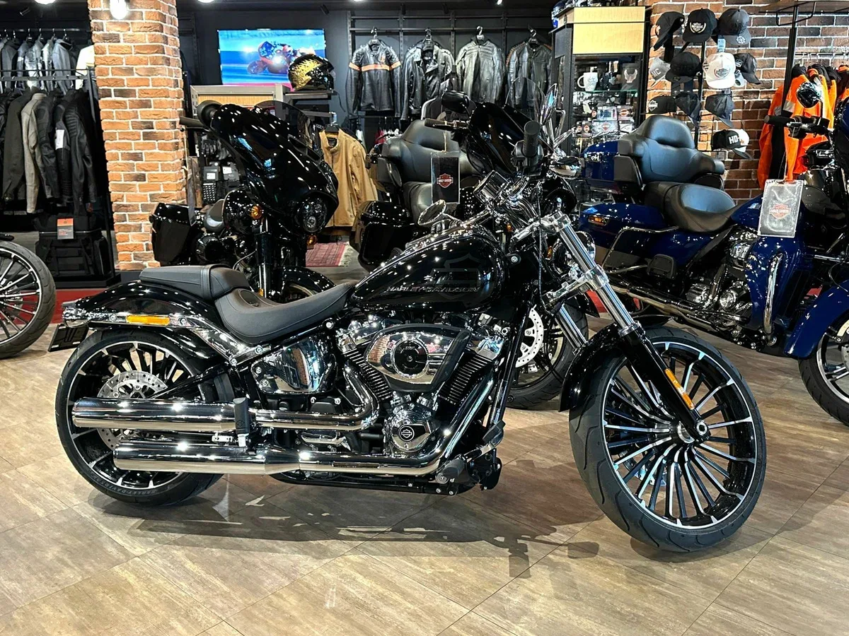 Harley-Davidson Breakout