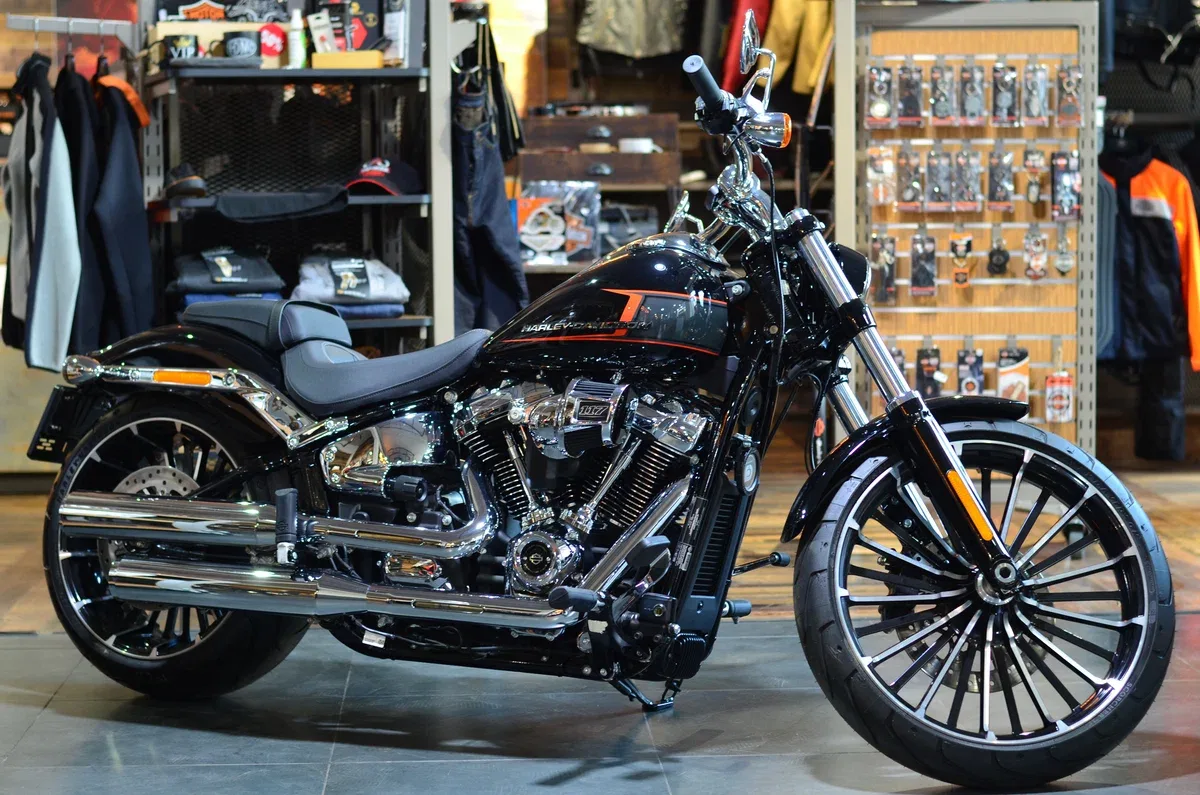 Harley-Davidson Breakout