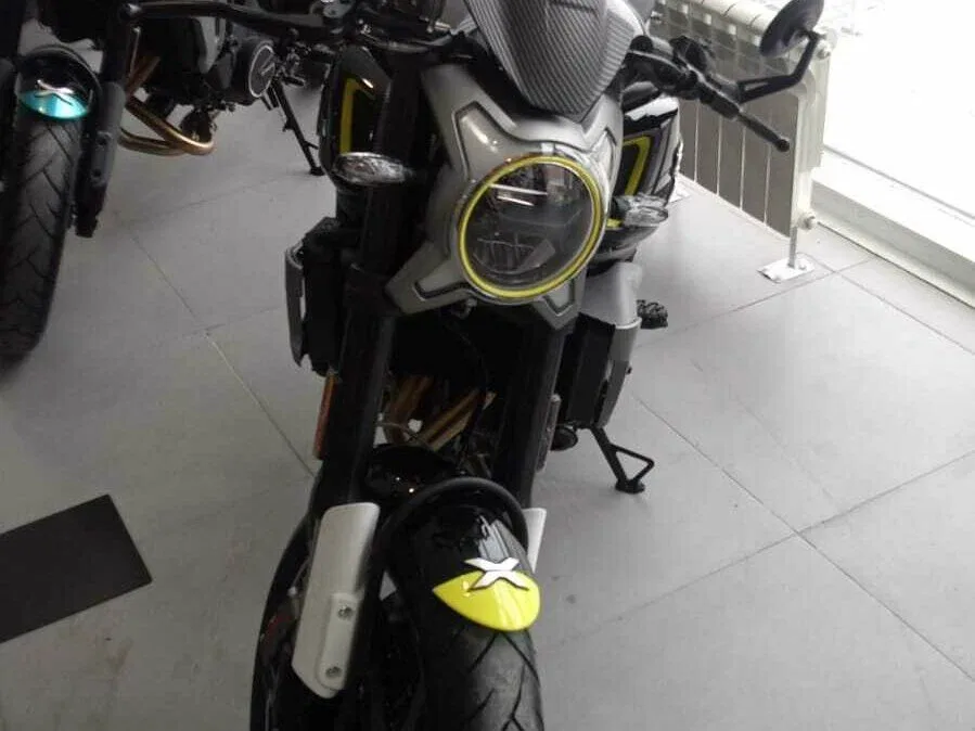 CFMoto 700CL-X Sport