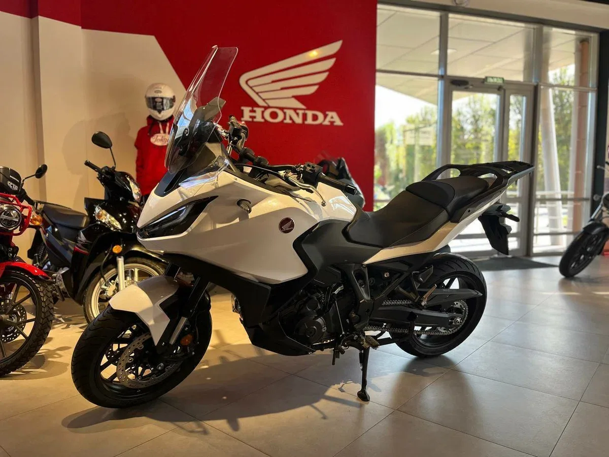 Honda NT1100