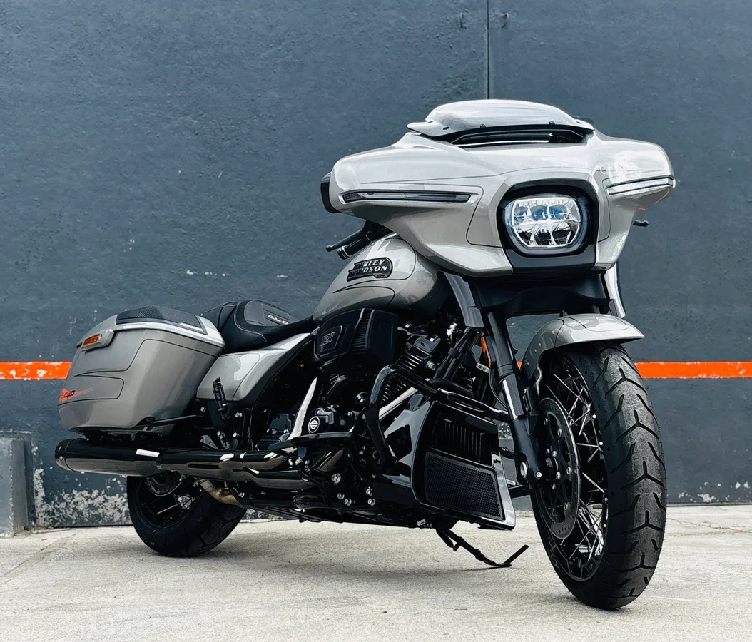 Harley-Davidson CVO Street Glide