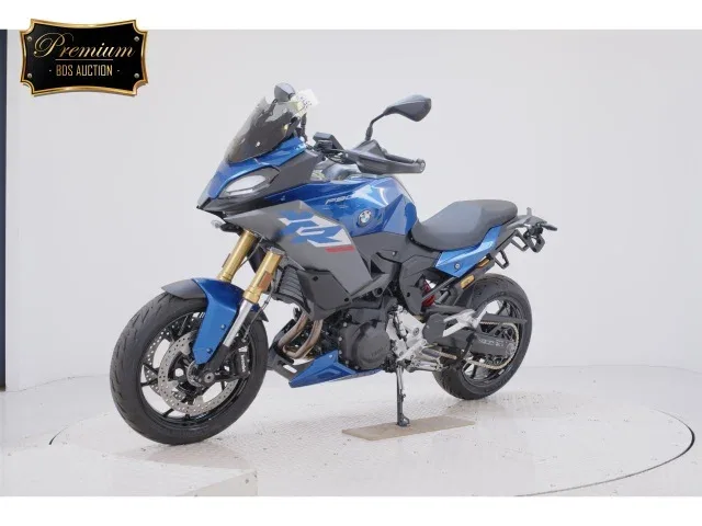BMW F 900 XR