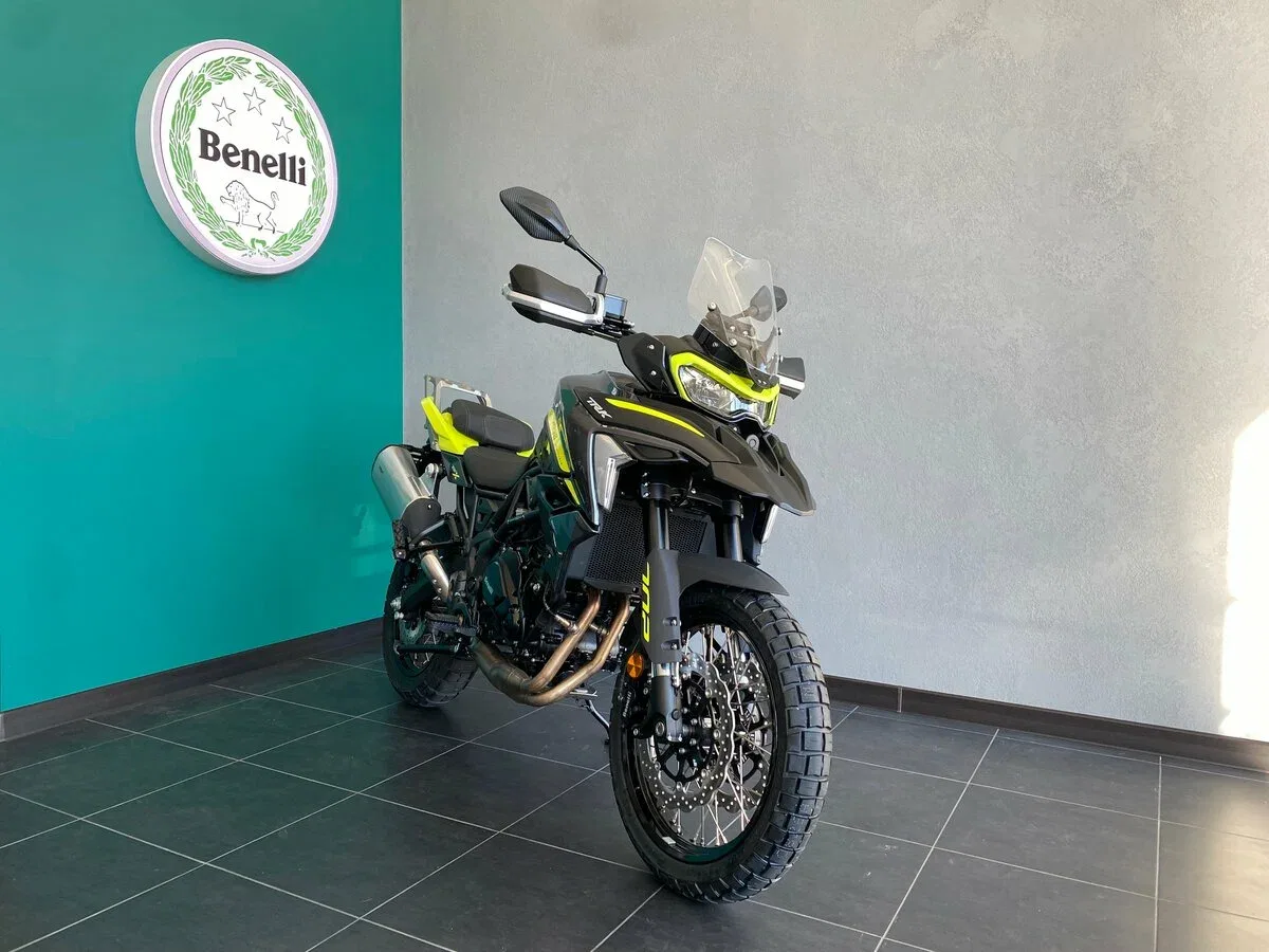 Benelli TRK 702 X