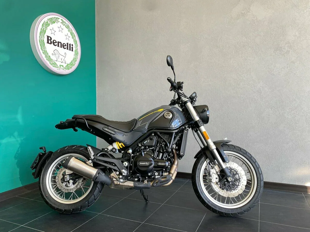Benelli Leoncino 500 Trail