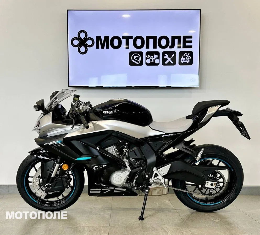 CFMoto 675SR-R