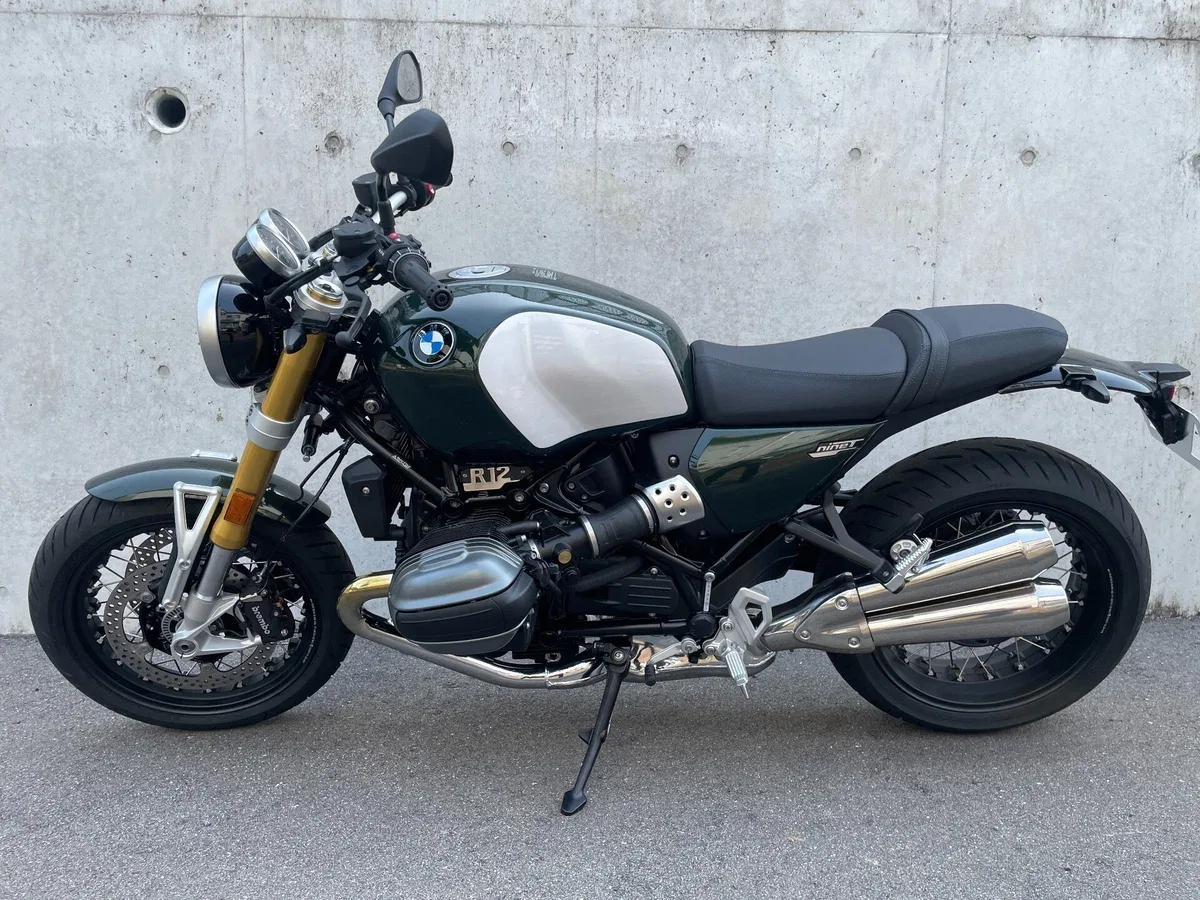 BMW R nine T