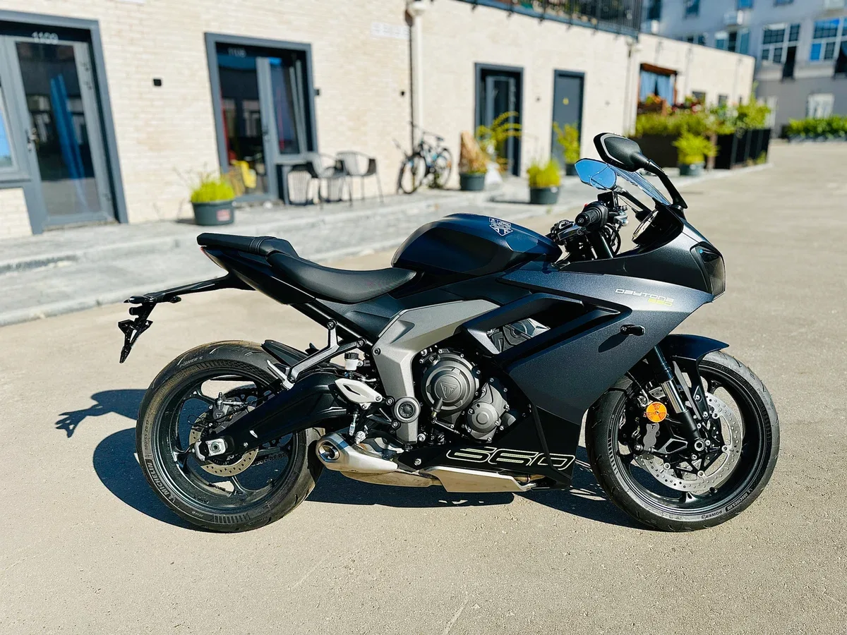 Triumph Daytona 660