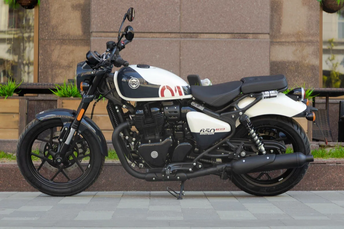 Royal Enfield Shotgun