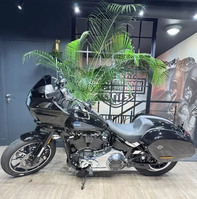 Harley-Davidson Low Rider ST