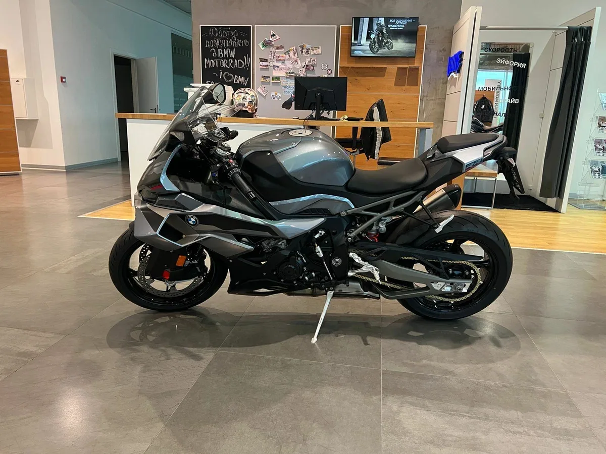 BMW S 1000 RR