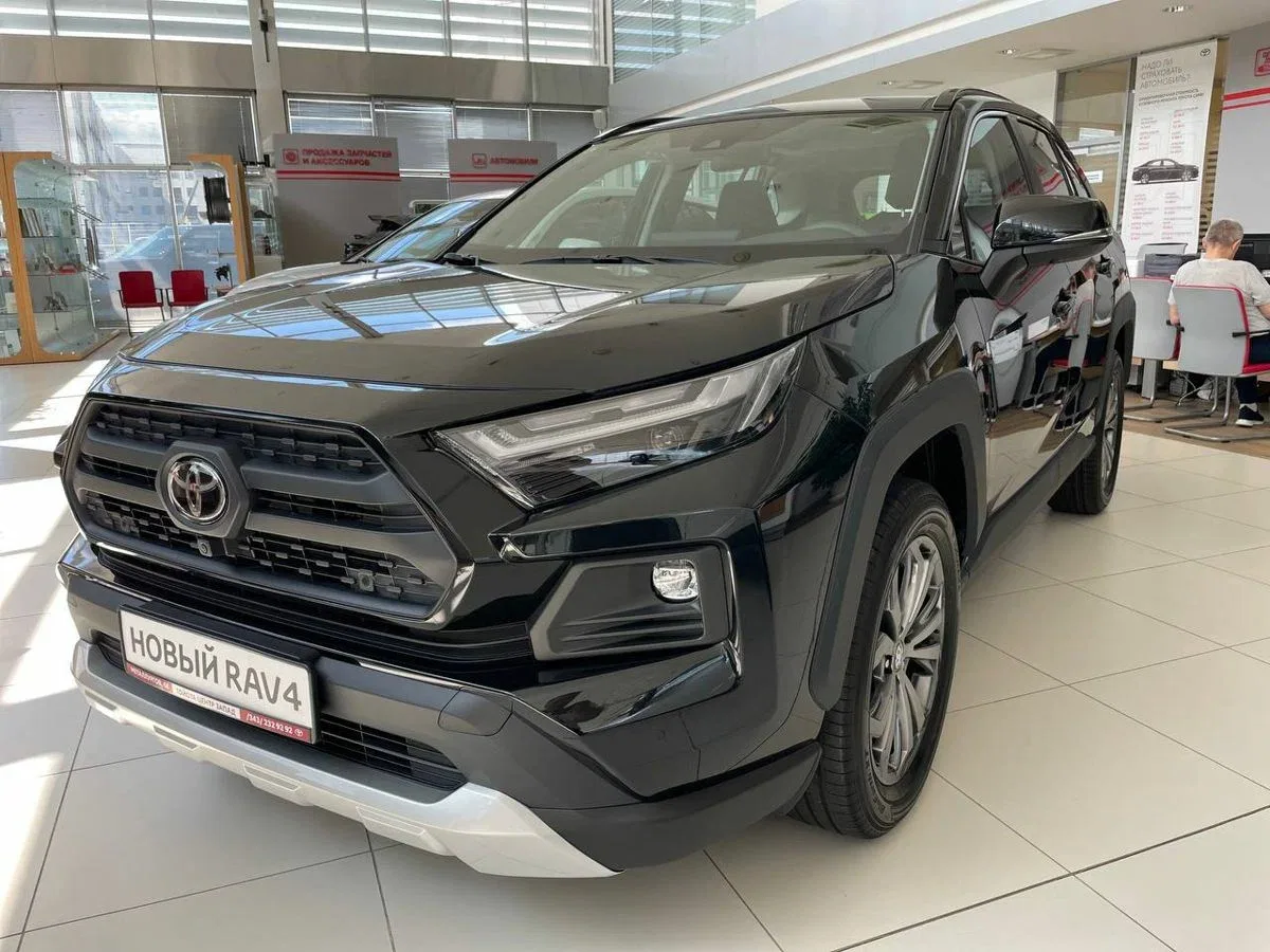 Toyota RAV4 V (XA50)