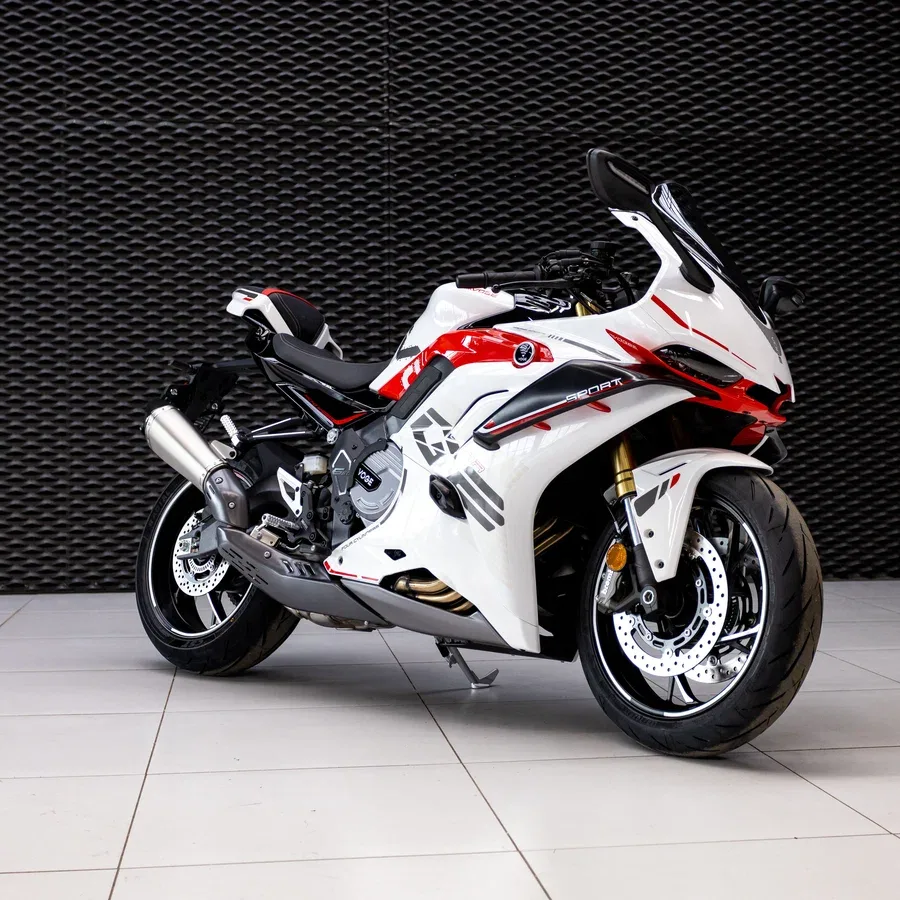 Voge RR660S