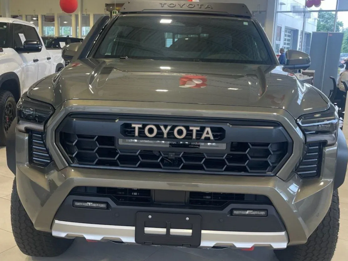 Toyota Tacoma IV