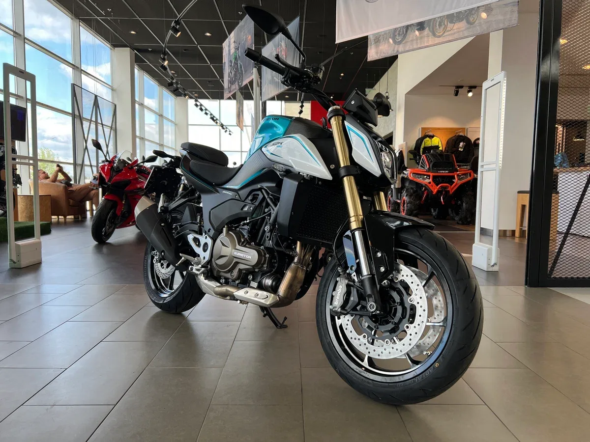 QJMotor SRK 550