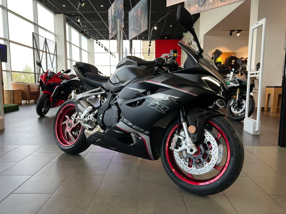 QJMotor SRK 921 RR