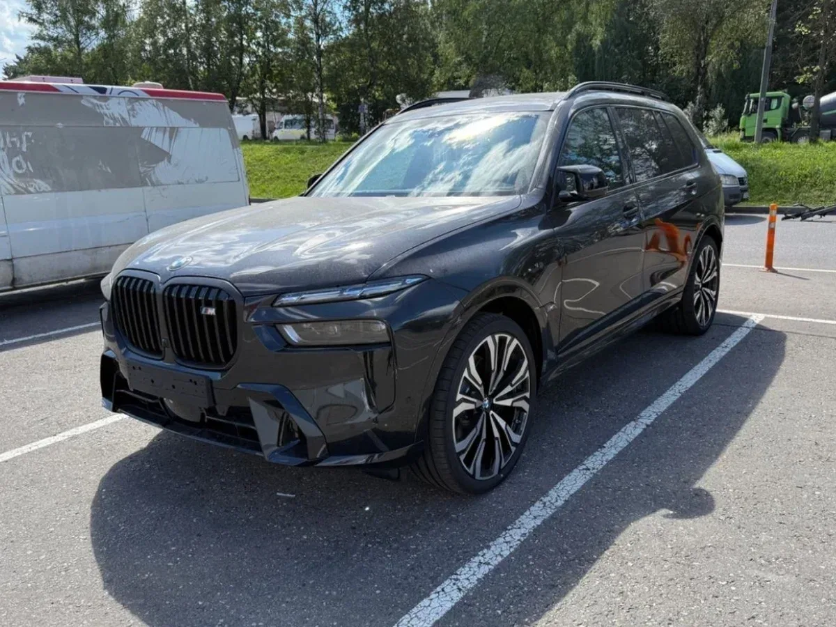 BMW X7 I (G07) Рестайлинг