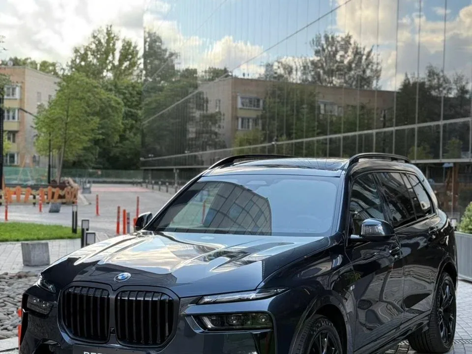BMW X7 I (G07) Рестайлинг