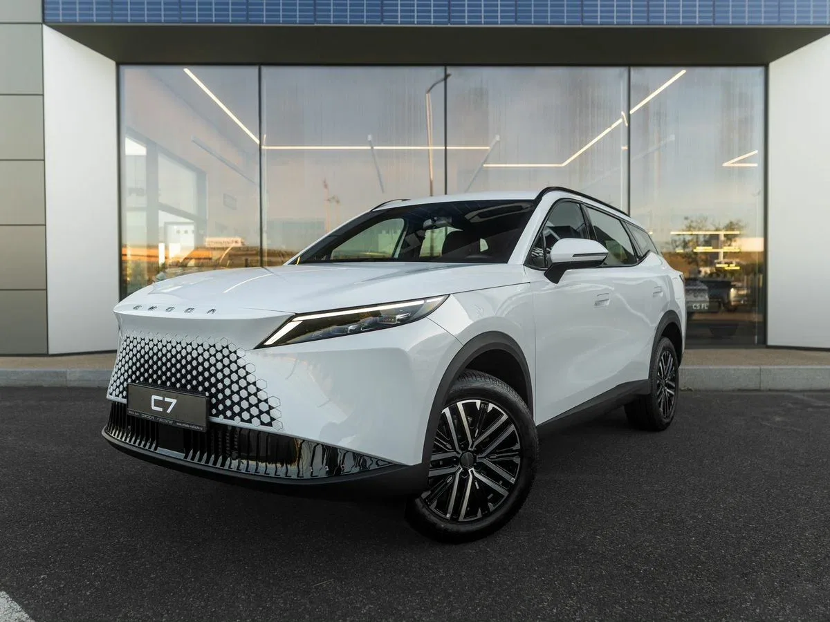 Omoda C7