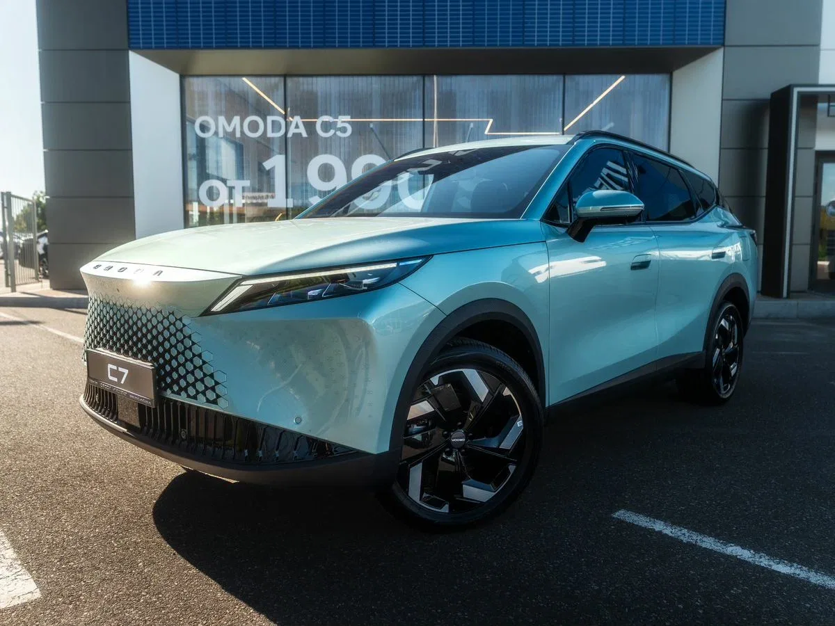 Omoda C7