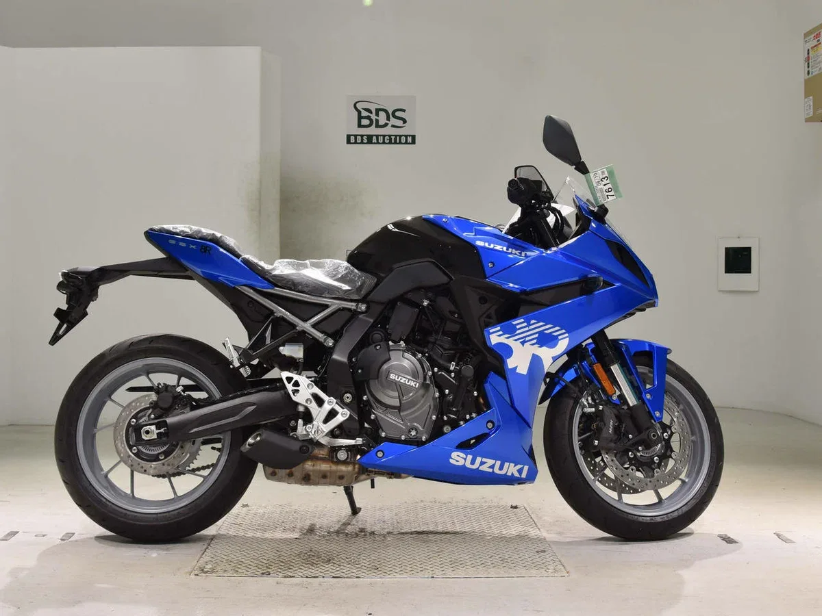 Suzuki GSX-8R