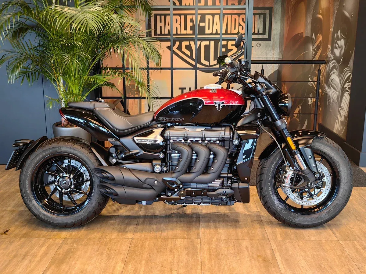 Triumph Rocket 3