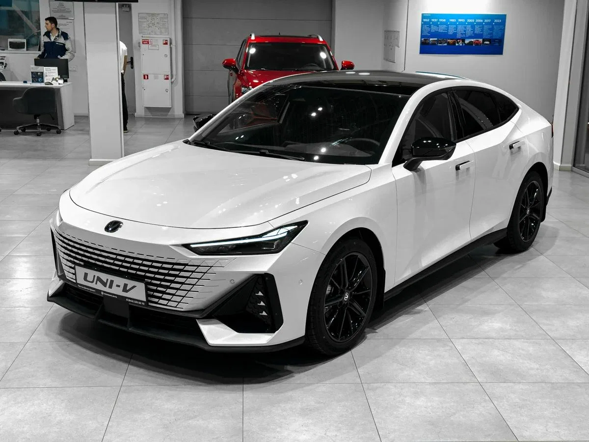Changan UNI-V I